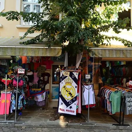 Just A Ostello Sozopol